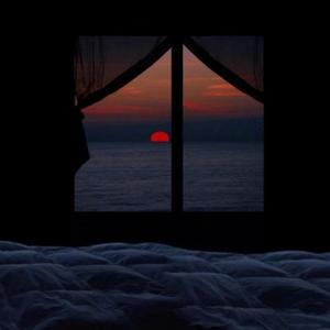 梁朝伟汤唯国外版
